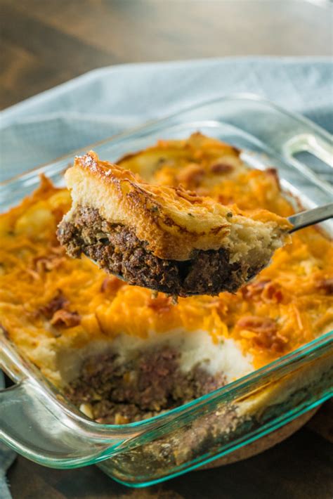 This link is to an external site that may or may not meet accessibility guidelines. Cheesy Loaded Meatloaf Casserole - 12 Tomatoes