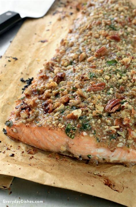 I love talking with people about food, and i'm so glad you're here. Easy and Healthy Pecan-Crusted Honey Mustard Salmon Recipe ...