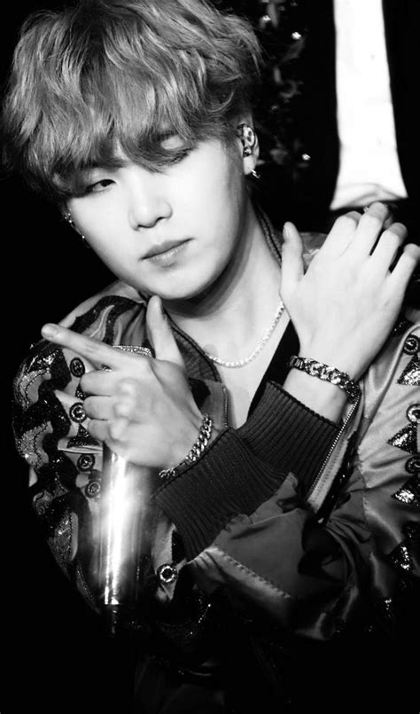 Use shift and the arrow up and down keys to change the volume. Pin by Hannah Bolin on My Biases | Bts yoongi, Suga, Bts ...