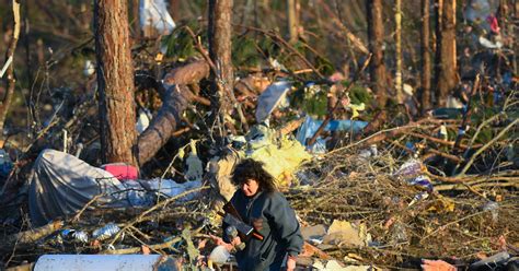 Alabama Tornado Victims How To Help Recovery Efforts