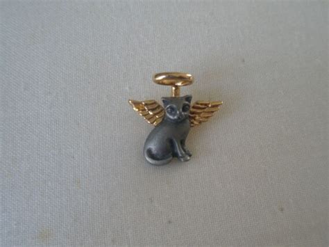 Vintage Pewter Angel Cat Pin With Gold Tone By Prettypaulaproducts