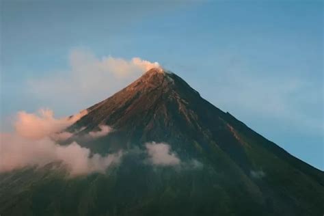 Misteri Keberadaan Gunung Qaf Yang Diduga Pusat Dari Seluruh Dunia