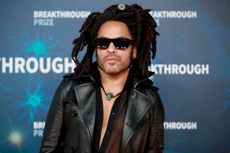 Lenny Kravitz Memoir Will Chronicle First 25 Years Of His Life New