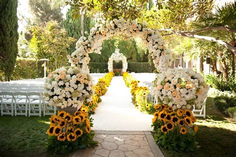 Best Garden Wedding Decor Ideas That You Can Check Out And Try As Well