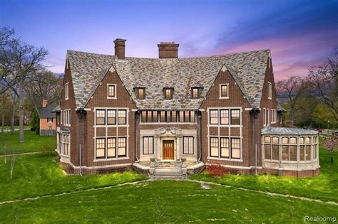 1922 Tudor Revival For Sale In Detroit Michigan — Captivating Houses