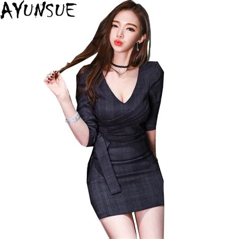 Ayunsue New Spring Autumn 2018 Party Clubnight Sex Dress Women Plaid Pencil Package Hip V Neck
