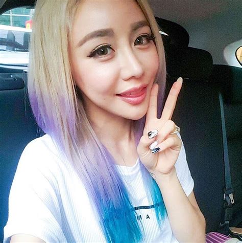 Wengie ☄ Hairstyles For School Cool Hairstyles Wengie Hair Famous