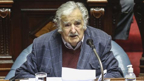Mujica Aclaró Que Su Renuncia Al Senado “no Significa Abandonar La