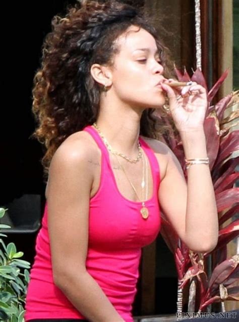 Whats Rihanna Smoking Celebrities
