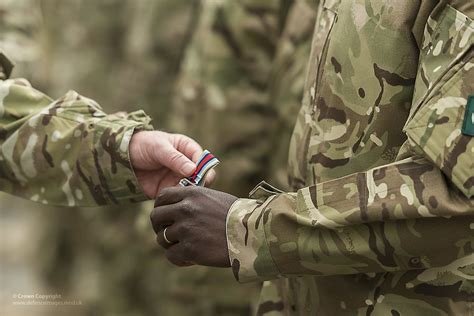 Soldier Presented With Afghanistan Medal A Soldier From 7 Flickr
