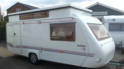 Vom alkoven, über kastenwohnwagen bis hin zum integrierten wohnmobil: Caravan te koop: RAPIDO CLUB 420 T EVOLUTION - YouTube
