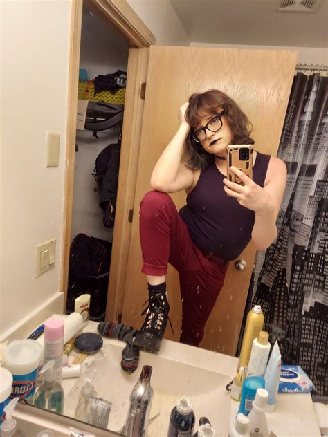 felt kinda cute in this outfit transadorable