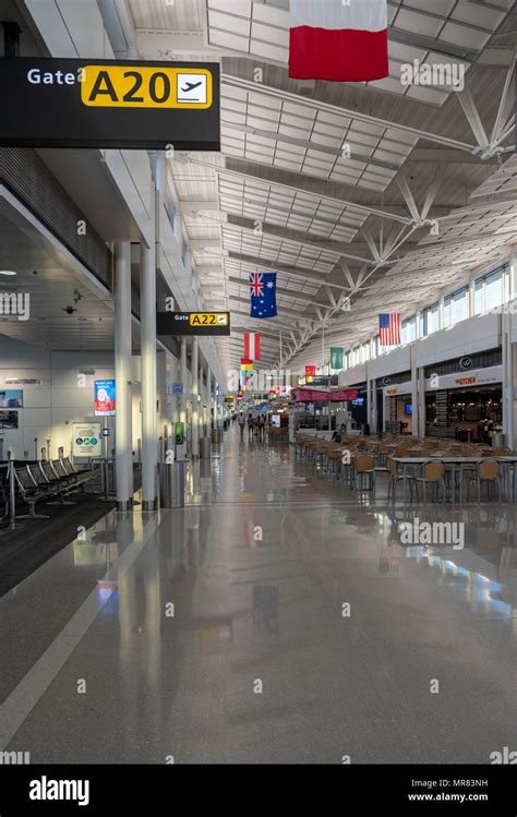 Dulles Airport Interior Hi Res Stock Photography And Images Alamy