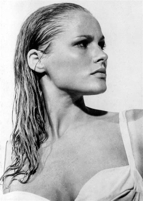 Ursula Andress Hollywood Glamour Hollywood Stars Hollywood Actresses