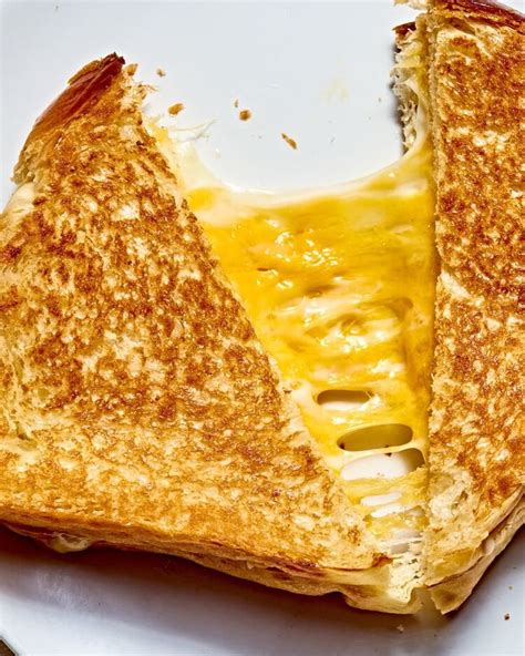 Whats The Best Cheese For Making Grilled Cheese We Asked 9 Experts