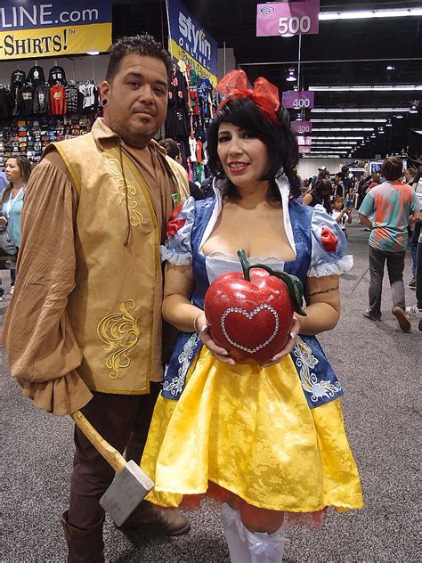 Snow White Cosplay Wondercon 2015 Trinity All Stars Flickr