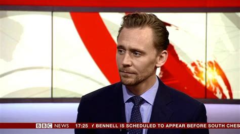Tom Hiddleston Via Torrilla