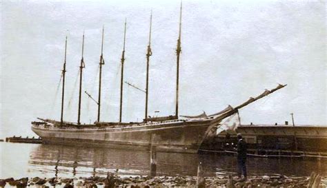 Media Monday The Wreck Of The Schooner Wyoming The Largest Wooden