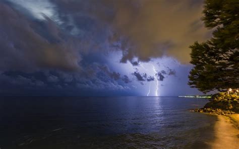 Lightning Clouds Night Storm Ocean Hd Wallpaper Nature