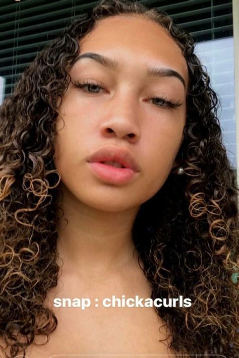 It's a total misconception that short hair isn't as easily styled as long hair. Pin by K💕 on Bad B*tches♥️ (With images) | Curly hair ...