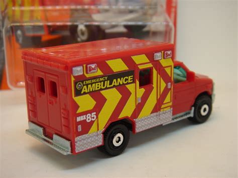 Matchbox Ford E 350 Ambulance No21 Emergency Ambulance 16 Flickr