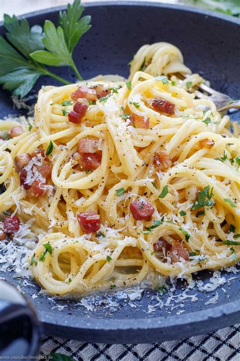 Original Spaghetti Carbonara Rezept Emmikochteinfach