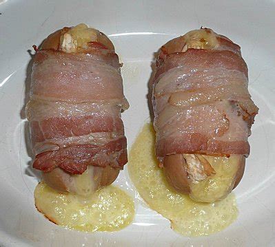 A sausage typically made of ground beef, pork, and various spices and usually. Cervelas obernois - CC-cuisine