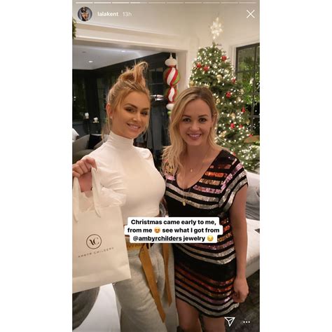 In a shocking post and delete on instagram, the vanderpump rules star labeled actress ambyr childers, the mother of randall's two daughters, as basic and boring and taunted her with a display of diamond rings. Kent Christmas Divorce / Inside Gwyneth Paltrow And Chris Martin S Friendship After Divorce ...