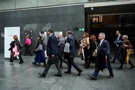 Fotos De Upn Abandonando El Pleno Del Parlamento De Navarra