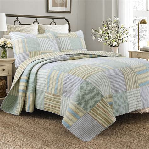 Spa Stripes Patchwork Full Queen Size Quilt Set As Is Item Bed Bath And Beyond 17115760