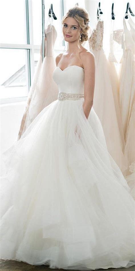 24 Wedding Dresses With Gorgeous Sweetheart Neckline 2756879 Weddbook