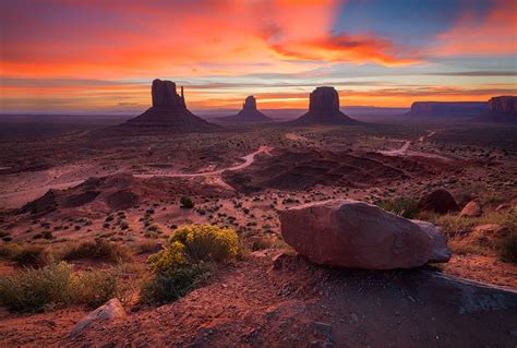 The 3 Brothers Monument Valley During Sunrise Monument Valley