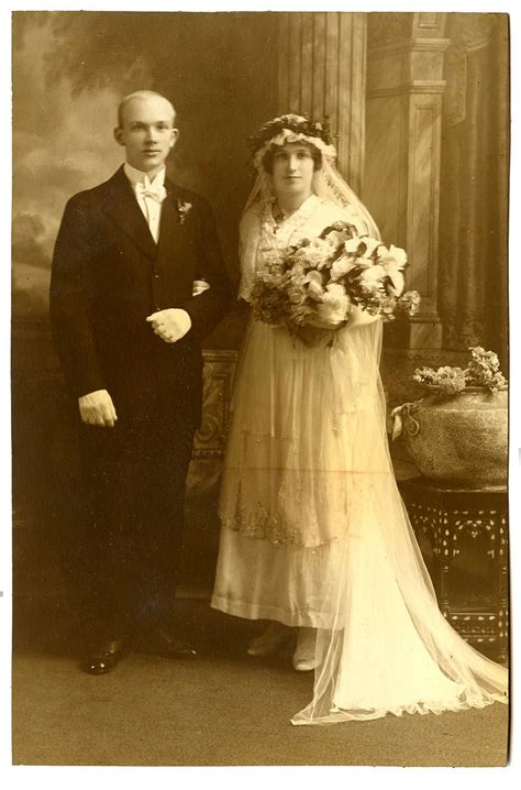 Vintage Photos Brides And Grooms The Graphics Fairy