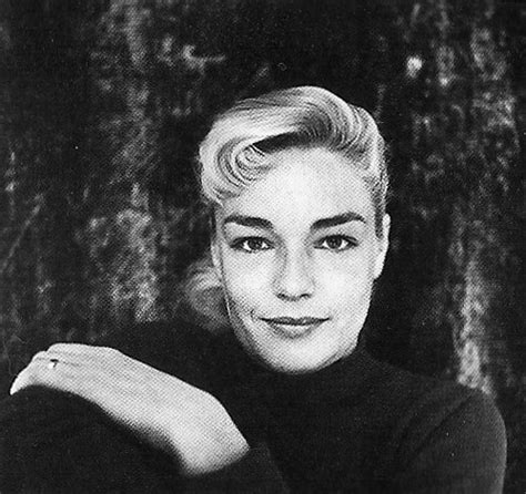 Becaming the second french person to win an academy award, for her role in room at the top salary: Simone Signoret | LN BREUT | Flickr