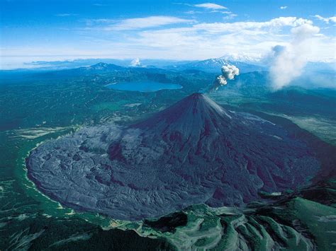 Volcano A Mountain That Spits Fire Volcano Basics Volcanocafé
