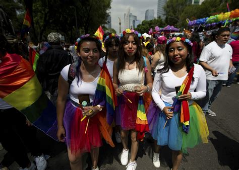 Mexico Pride March 2019: Rainbows galore as thousands ...