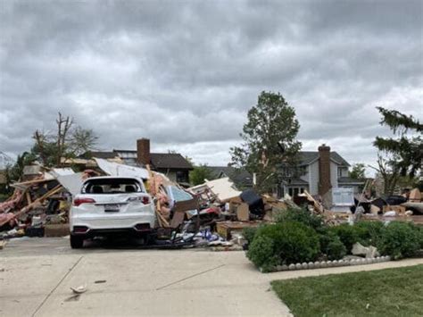 Large Tornado Hits Chicago Suburbs Causing Massive Damage Across A Wide