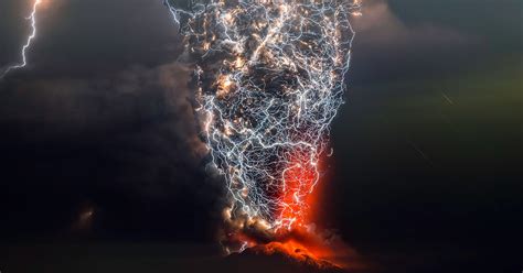 Photos Of Intense Lightning Storms In Volcanic Eruptions Petapixel