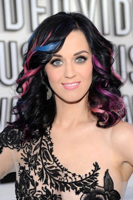 Katy Perrys Best Outfits Of All Time Katy Perry Hair Long Hair