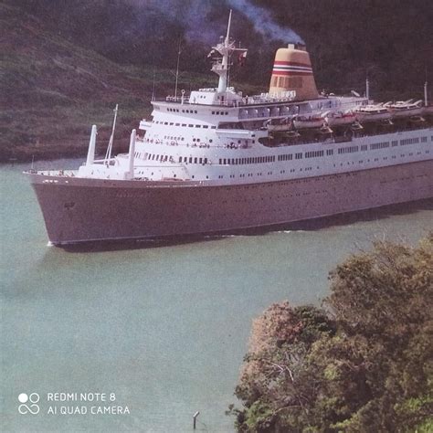 Abandoned Ships Cruise Ships Liner Boat Ocean Classic Photos Quick
