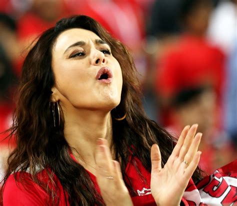 Preity Zinta S Ooh Aah Ouch Ipl Moments Rediff Cricket