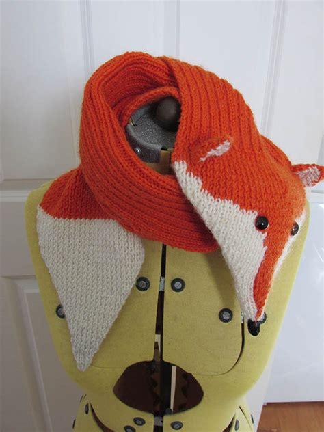 Free Knitted Fox Scarf Pattern