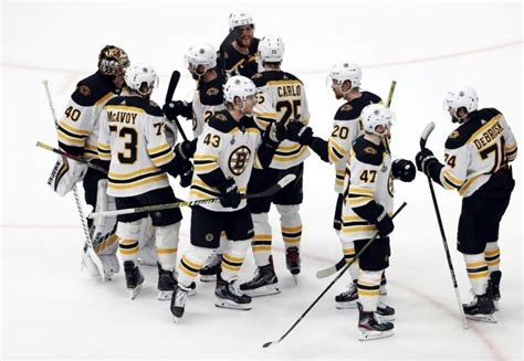 Consultez la section spéciale des séries lnh 2020 de la coupe stanley : Coupe Stanley: Boston s'offre une "finale" à domicile