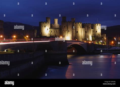Conwy Castle Night North Wales Hi Res Stock Photography And Images Alamy