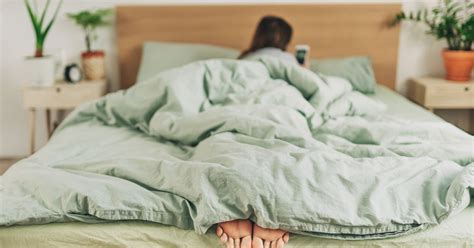 This Is What Happens If You Dont Change Your Bed Sheets Huffpost Uk Life