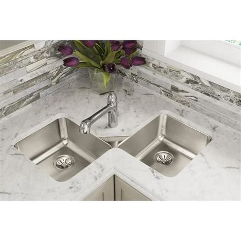 Elkay | undermount stainless steel kitchen sinks elkay designs thoughtful details into every sink, providing brilliant tools for everyday solutions for washing, rinsing and food preparation. Elkay Lustertone® Classic Undermount 32" Stainless Steel ...