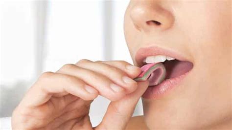 Walk And Chew Gum To Boost Your Weight Loss Efforts Health Hindustan Times