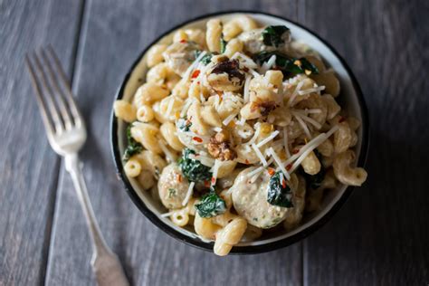 Featured in shrimp recipes for true seafood lovers. Creamy Chicken-Sausage and Spinach Pasta