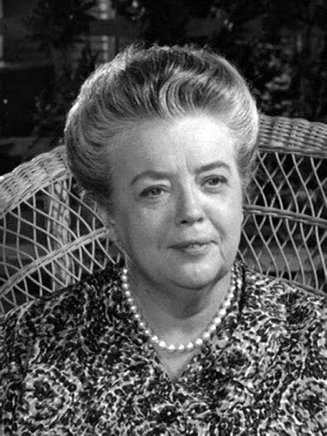 Aunt Bee Great Tv Shows Old Tv Shows Frances Bavier Don Knotts The