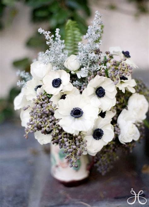 5 Jaw Dropping Winter Centerpieces